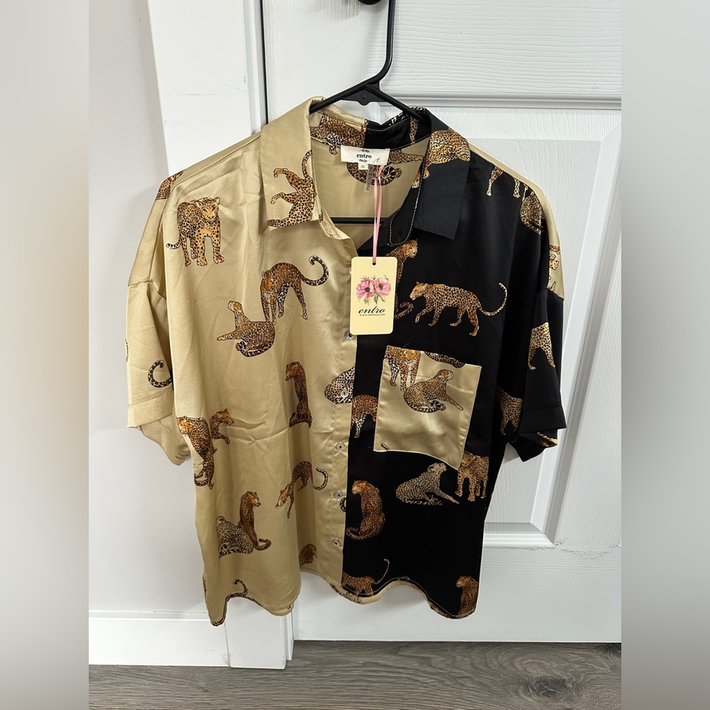 New with tags Entro brand black and cream leopard silky shirt